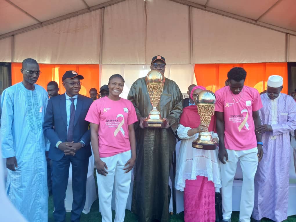 RÉCOMPENSES : ORANGE HONORE LE BASKET ET LA GYMNASTIQUE